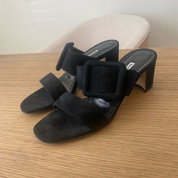 MANOLO BLAHNIK Titubanew 50 buckled suede sandals - Picture 8 of 11